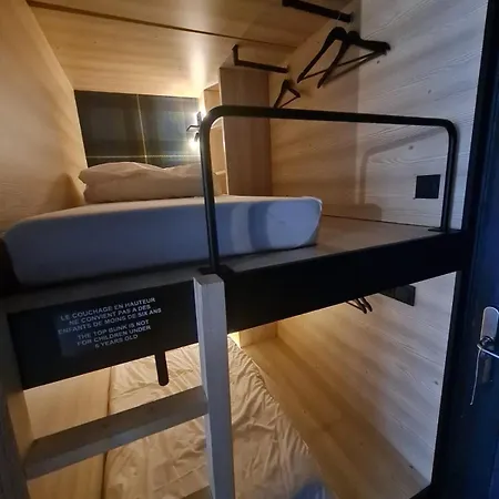 Mamie 4 Etoiles * מגב